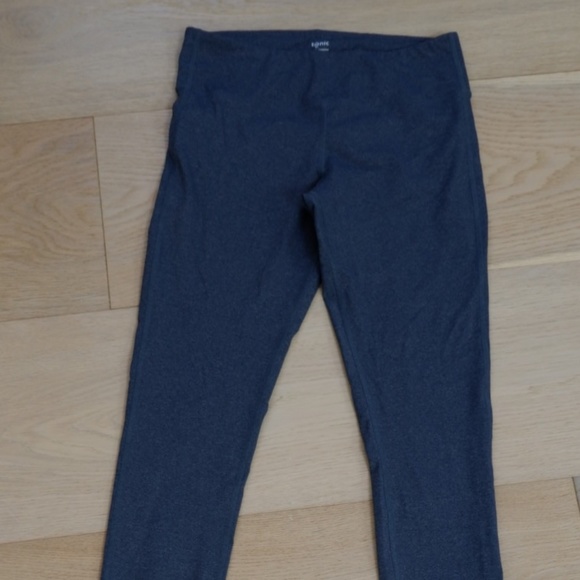 Tonic leggings with foot stirrup - Picture 2 of 4